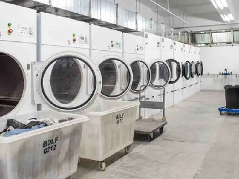 Tiệm giặt ủi AZ nổi tiếng