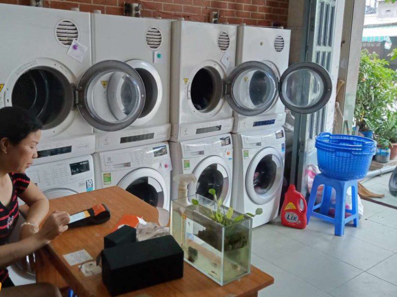 Tiệm giặt ủi chuyên nghiệp Smile Laundry LLC