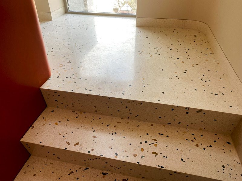 Đá mài Terrazzo cho cầu thang