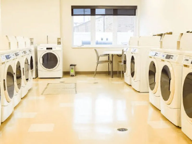 Giặt ủi quận 10 giá rẻ Giặt Sấy Nhanh
