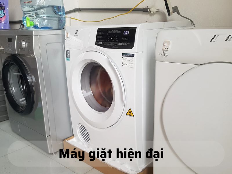 Máy giặt hiện đại, dung tích lớn