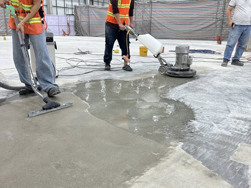 Phương pháp mài sàn bê tông nhà xưởng ướt