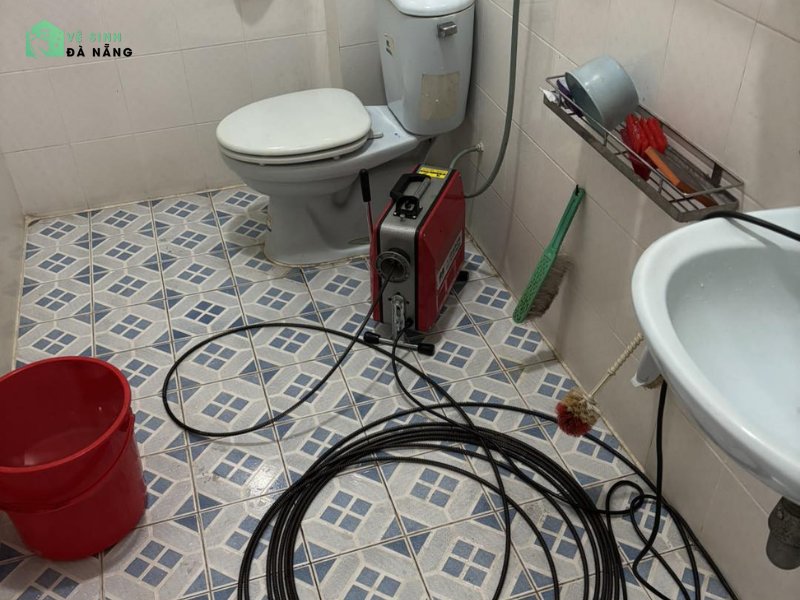 Nguyên nhân phổ biến gây tắc bồn cầu tại Đà Nẵng
