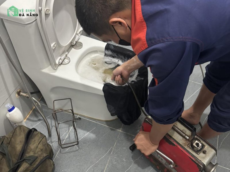 Thợ sẽ đến tận nơi kiểm tra và xử lý nhanh chóng